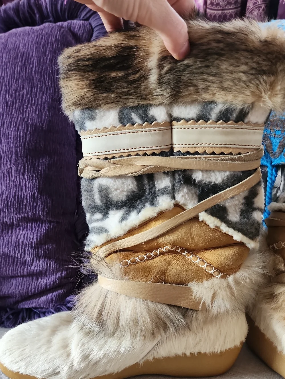 Tecnica Tan and Cream 80’s Ski Fur Winter Boots with Patterned Shaft size 38.